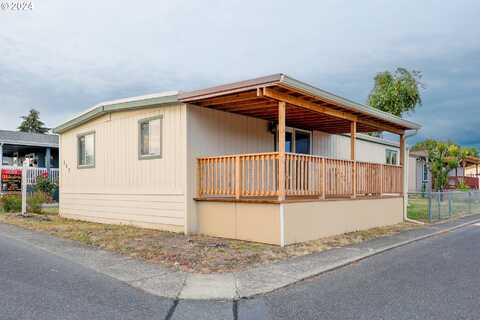 300 SW 7TH AVE, Battle Ground, WA 98604