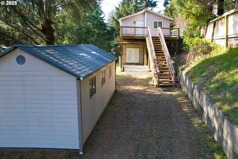 200 WOODLAND AVE, Gearhart, OR 97138