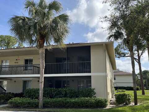 6512 Chasewood Drive, Jupiter, FL 33458