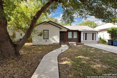 520 AVENUE A, New Braunfels, TX 78130