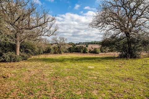 384 Paint Creek Road, Mcdade, TX 78650