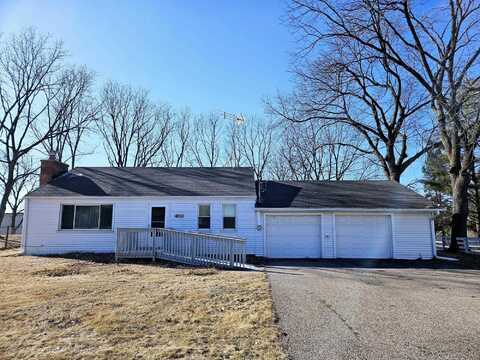 450 Moore Street, Baraboo, WI 53913