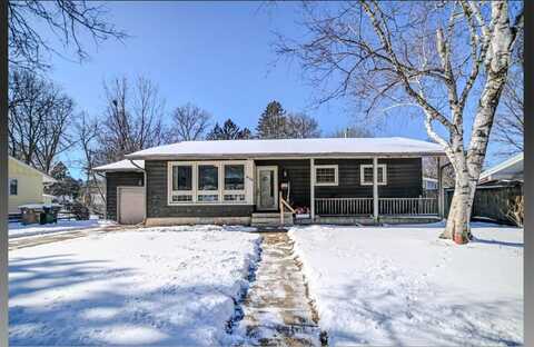 618 Constitution Lane, Madison, WI 53711