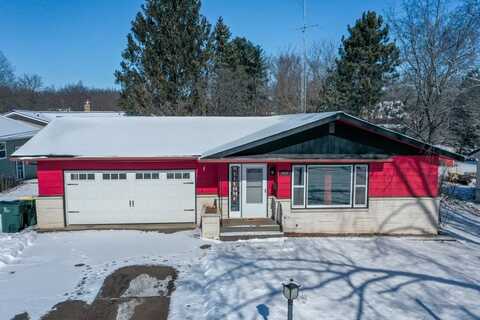 1025 Seymour Street, Reedsburg, WI 53959