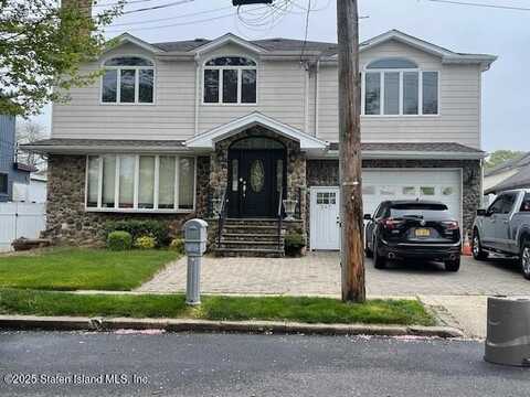 267 Lamport Boulevard, Staten Island, NY 10305