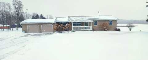 3940 Grand River, Bancroft, MI 48414