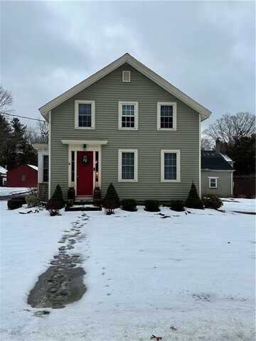 19 West Street, Hopkinton, RI 02804