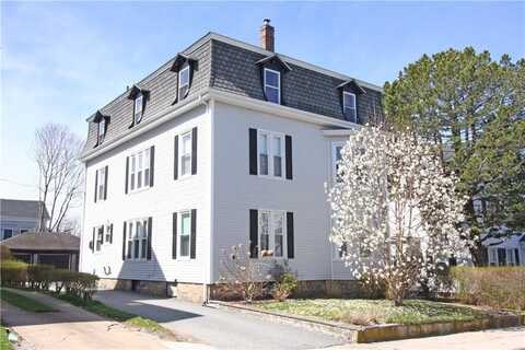 15 Everett Street, Newport, RI 02840