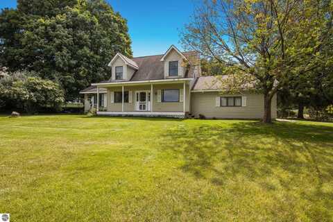 4792 White Road, Williamsburg, MI 49690