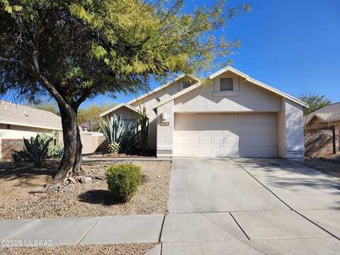 1612 N Amberbrooke Avenue, Tucson, AZ 85745