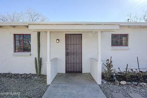 2502 N Sycamore Boulevard, Tucson, AZ 85712