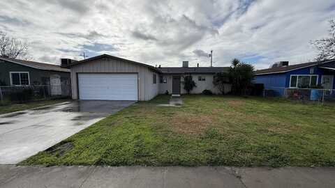 317 W Vetter Drive, Tulare, CA 93274