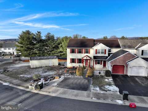 56 HIGHLAND COURT, REINHOLDS, PA 17569