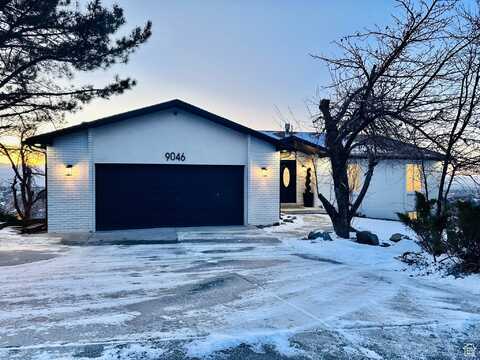 9046 S KINGS HILL, Cottonwood Heights, UT 84121