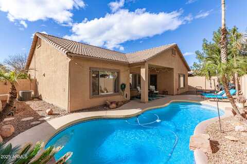 545 N BLUEJAY Drive, Gilbert, AZ 85234