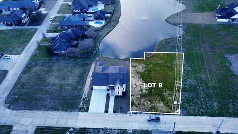 1209 Rosedown Dr, Thibodaux, LA 70301