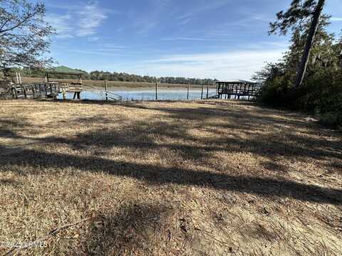 2233 Be Wheatley Drive, Beaufort, SC 29902