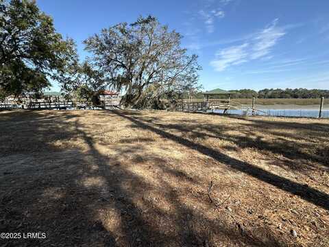 2233 B.E. Wheatley Drive, Beaufort, SC 29902