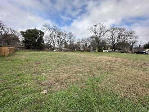 20 Lenora Drive, Hearne, TX 77859