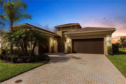 28514 Wharton, BONITA SPRINGS, FL 34135