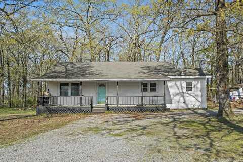 112 Ranchette Village Road, Searcy, AR 72143
