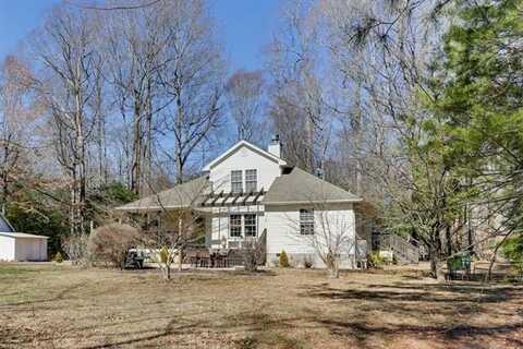 193 Elfwood Lane, Surry, VA 23883