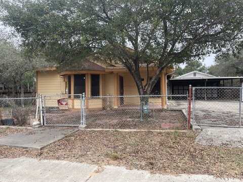 406 E Kohler Street, Hebbronville, TX 78361