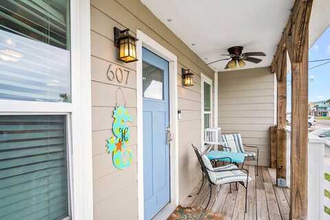 607 S Gulf Street, Port Aransas, TX 78373