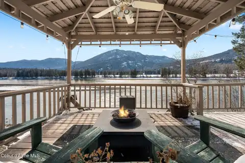 680 River Dr, Clark Fork, ID 83811