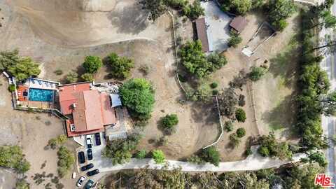 25615 Mulholland Hwy, Calabasas, CA 91302