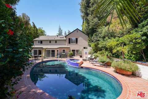 9825 Melinda Dr, Beverly Hills, CA 90210