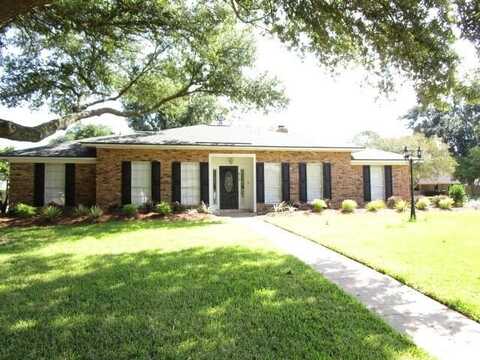 4713 WESTGARDEN Boulevard, Alexandria, LA 71303