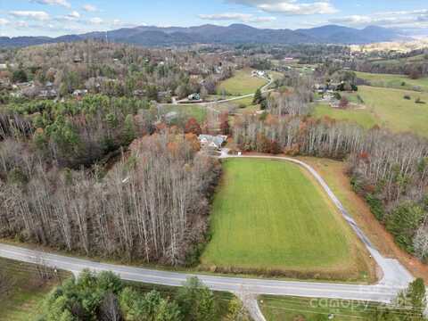Southern Visions Drive, Hendersonville, NC 28792