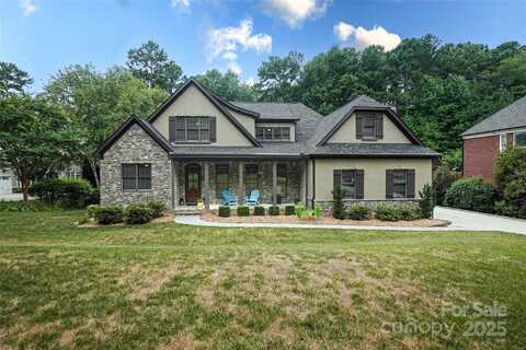 7582 Cottonwood Drive, Denver, NC 28037