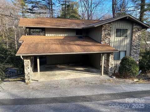 11 Cedarbrook Drive, Laurel Park, NC 28739