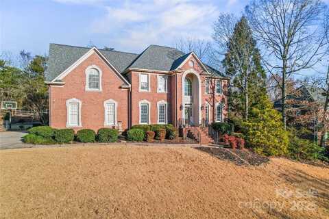 4608 Snow Drive, Harrisburg, NC 28075