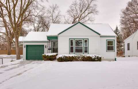 3824 Boston Avenue, Des Moines, IA 50310