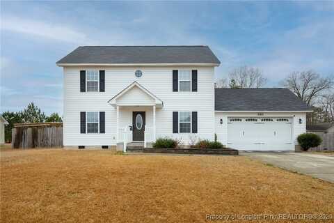 86 Carolina Oaks Circle, Linden, NC 28356