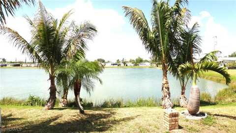 3159 Indian Village Lane, North Fort Myers, FL 33917