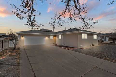 4113 HENDRIX Road NE, Albuquerque, NM 87110