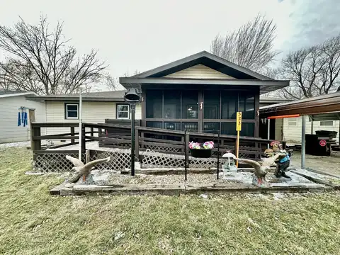 523 S Olive Street, Marshfield, MO 65706