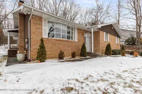 194 Columbus Drive, Archbald, PA 18403