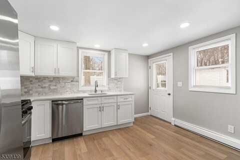 6 Walker Street UNIT 2, Newton, NJ 07860