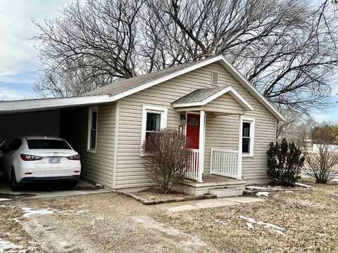 438 S Empire St, Galva, KS 67443