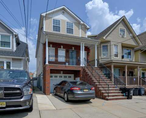 89 WEST 55TH ST, Bayonne, NJ 07002