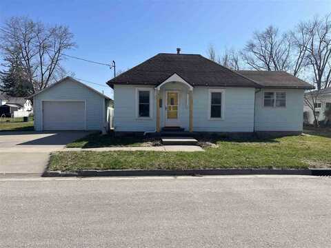 114 C Avenue, Kalona, IA 52247