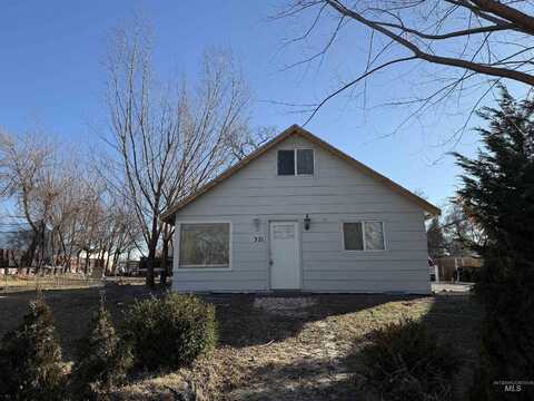 321 6th Ave W, Jerome, ID 83338