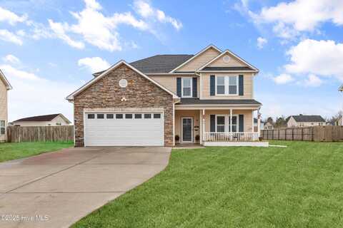 109 Woods Run Circle, Richlands, NC 28574