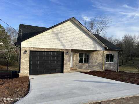 370 Woods View Circle, Kodak, TN 37764