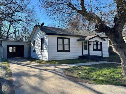 515 Evelyn ST, Rockdale, TX 76567